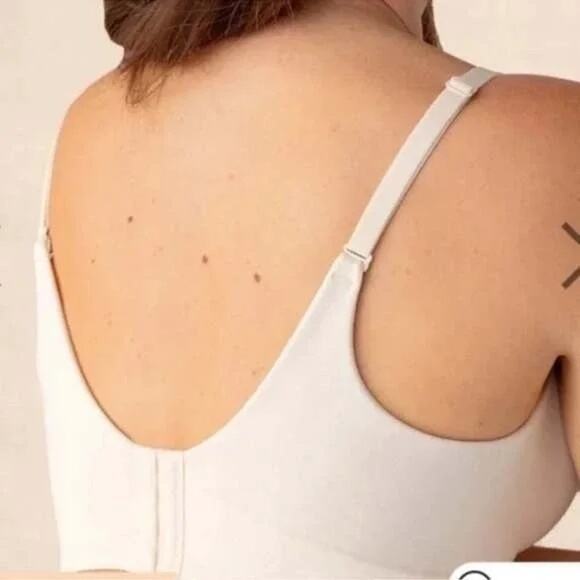 Seamless Cream Wireless Bra - Picture 3 of 6